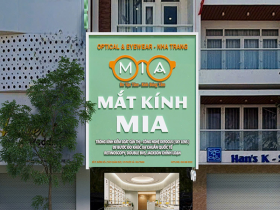 bảng hiệu quảng cáo về mắt kính