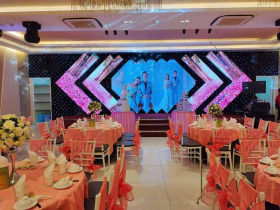 màn hình tiệc cưới